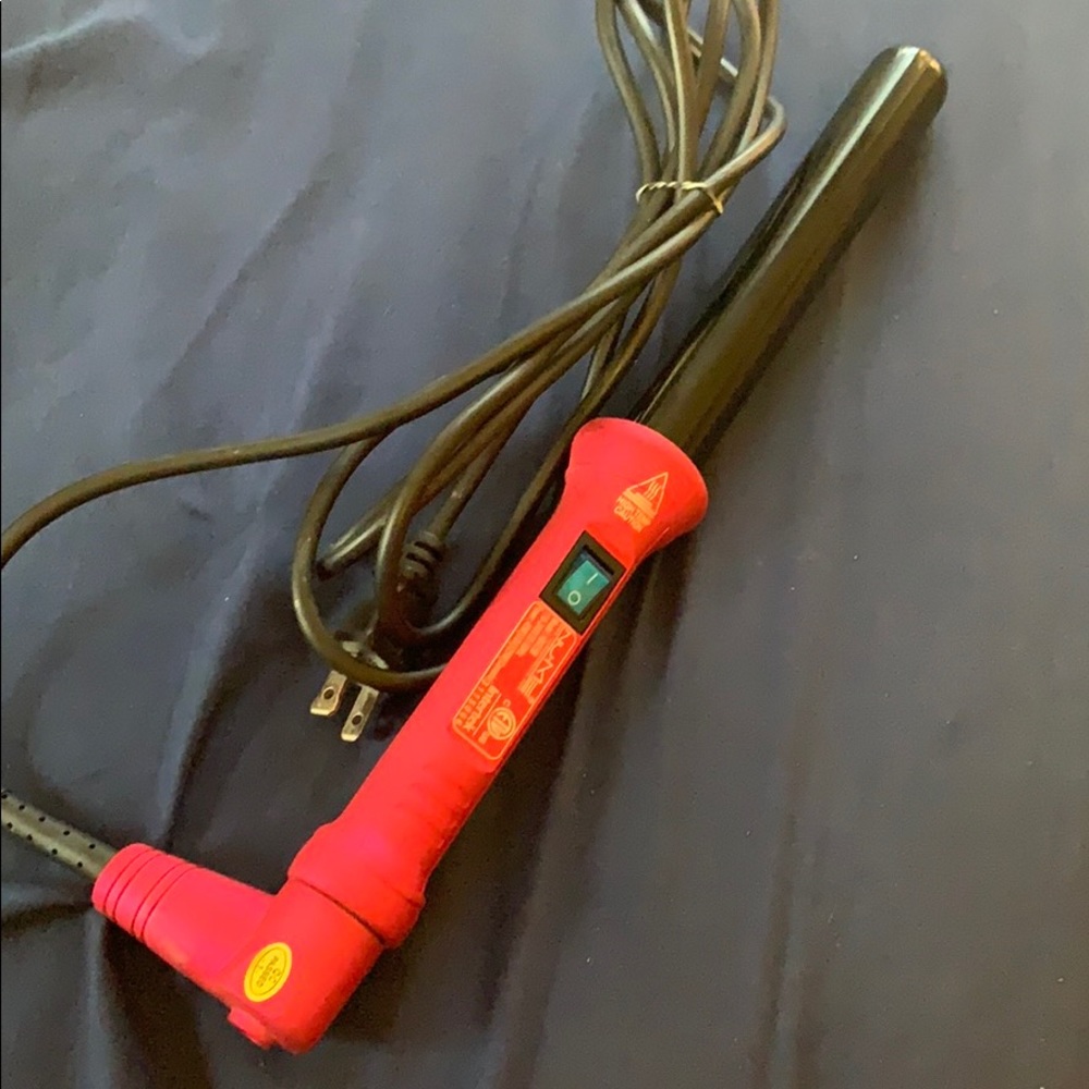 Nume curling iron